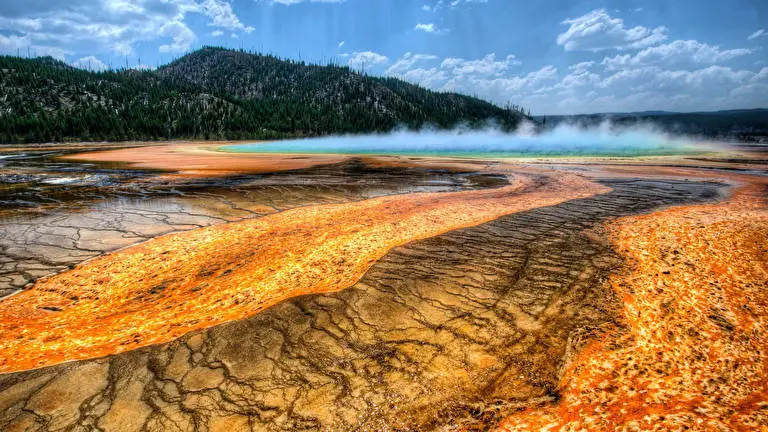 Amazing Places theme for Windows 11 Slideshow image 3