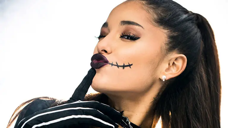Ariana Grande theme for Windows 11 Slideshow image 4