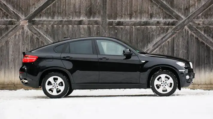 Bmw theme for Windows 11 Slideshow image 5