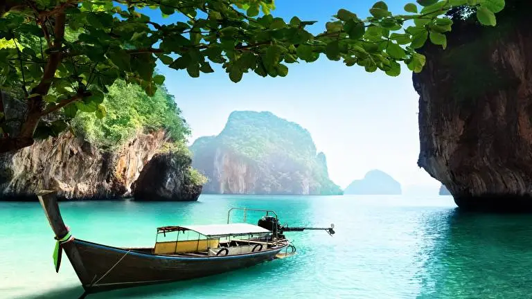 Boat Dark theme for Windows 11 Slideshow image 5