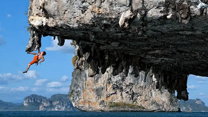 Climbing theme for Windows 11 Slideshow image 3