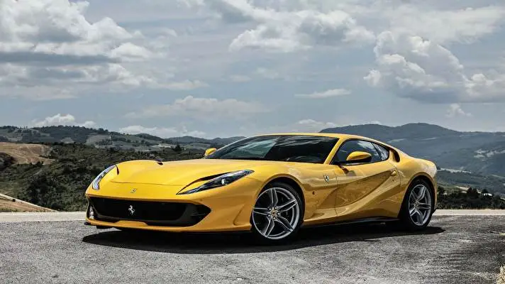 Ferrari 812 Superfast theme for Windows 11 Slideshow image 4