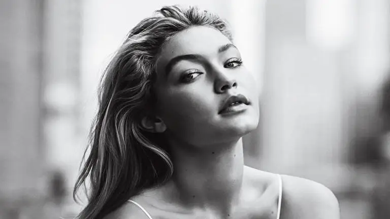 Gigi Hadid theme for Windows 11 Slideshow image 3