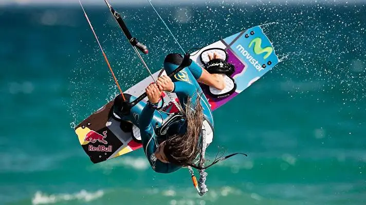 Kitesurfing theme for Windows 11 Slideshow image 4