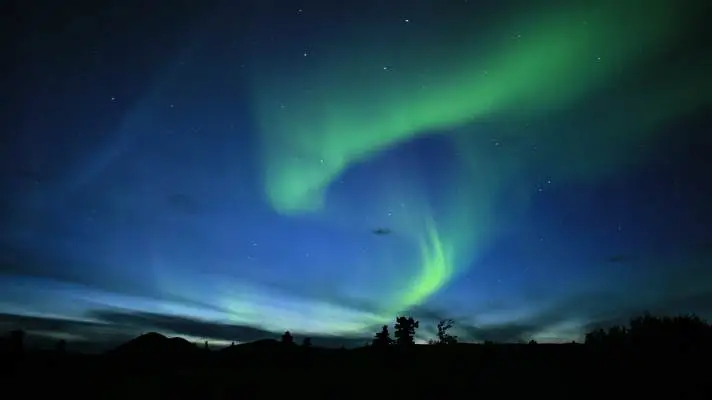 Northern Lights theme for Windows 11 Slideshow image 2