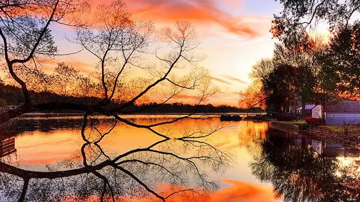 Reflection theme for Windows 11 Slideshow image 4