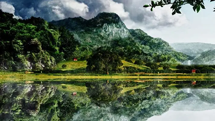 Reflection theme for Windows 11 Slideshow image 5