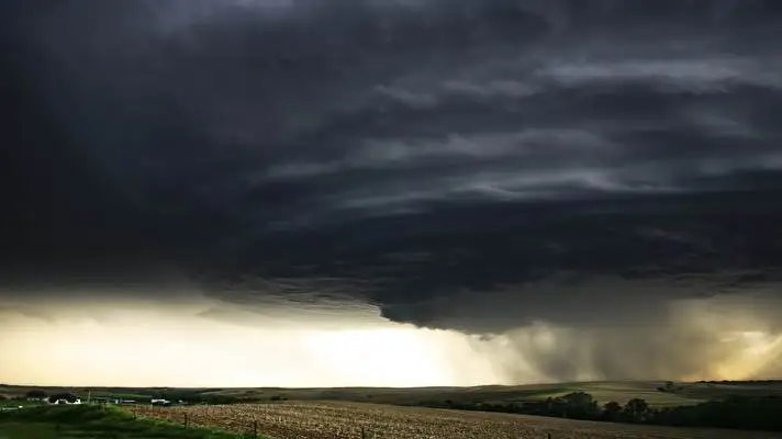 Storm theme for Windows 11 Slideshow image 5